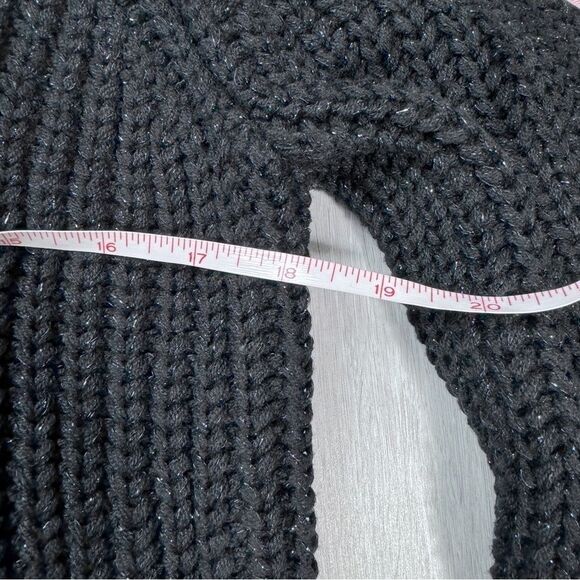Black Turtleneck Sweater S - Picture 4 of 6